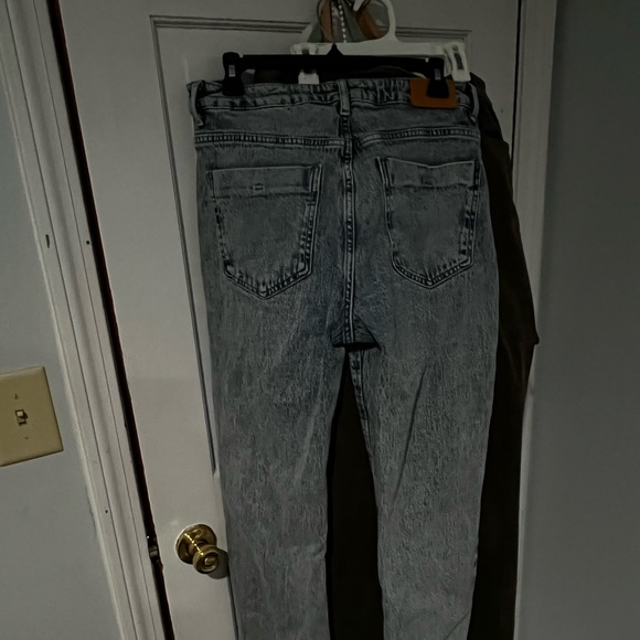 Zara Straight Leg jeans - Picture 2 of 2